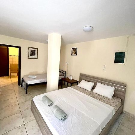 Legacy Lux By The Airport & Beach Artemida (Attica) Exterior foto